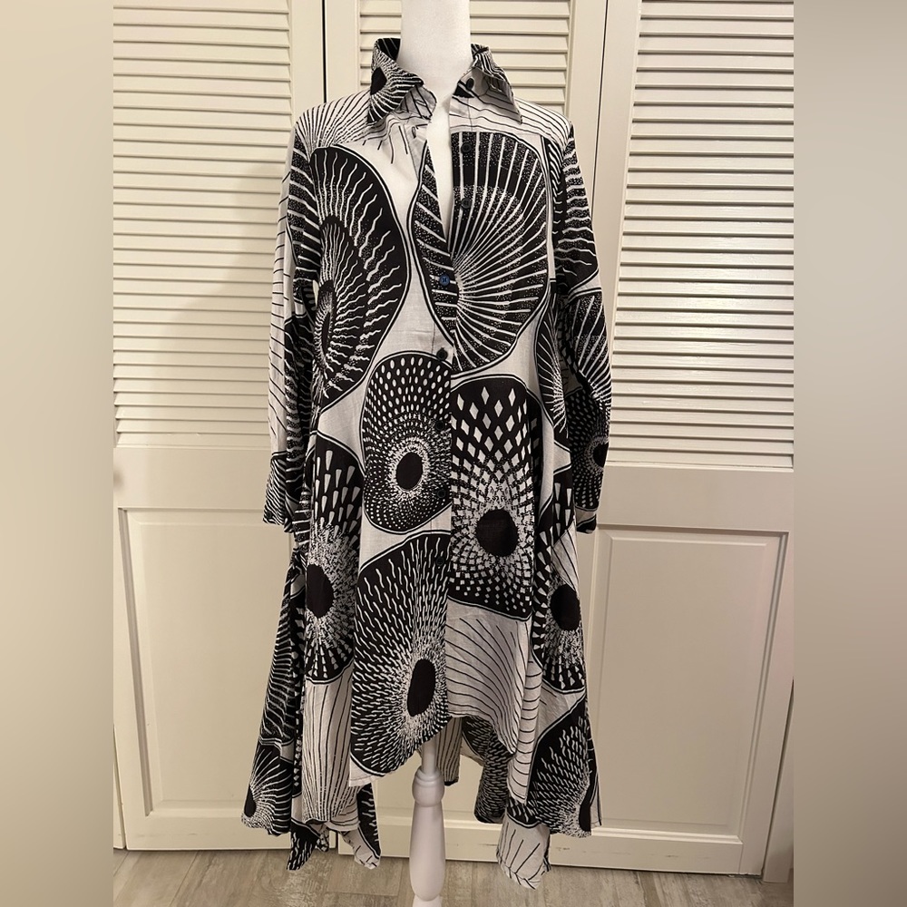 Fun Black/White Lightweight Shirt - New